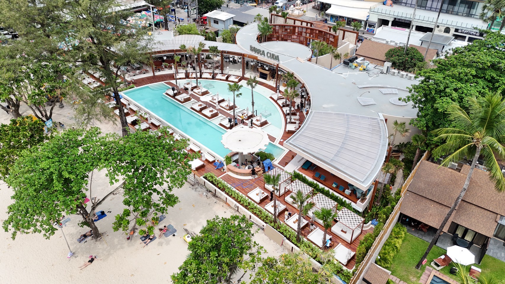Barracuda Beach Club