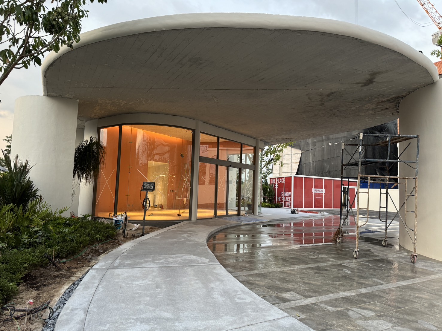 The Standard Sale Gallery