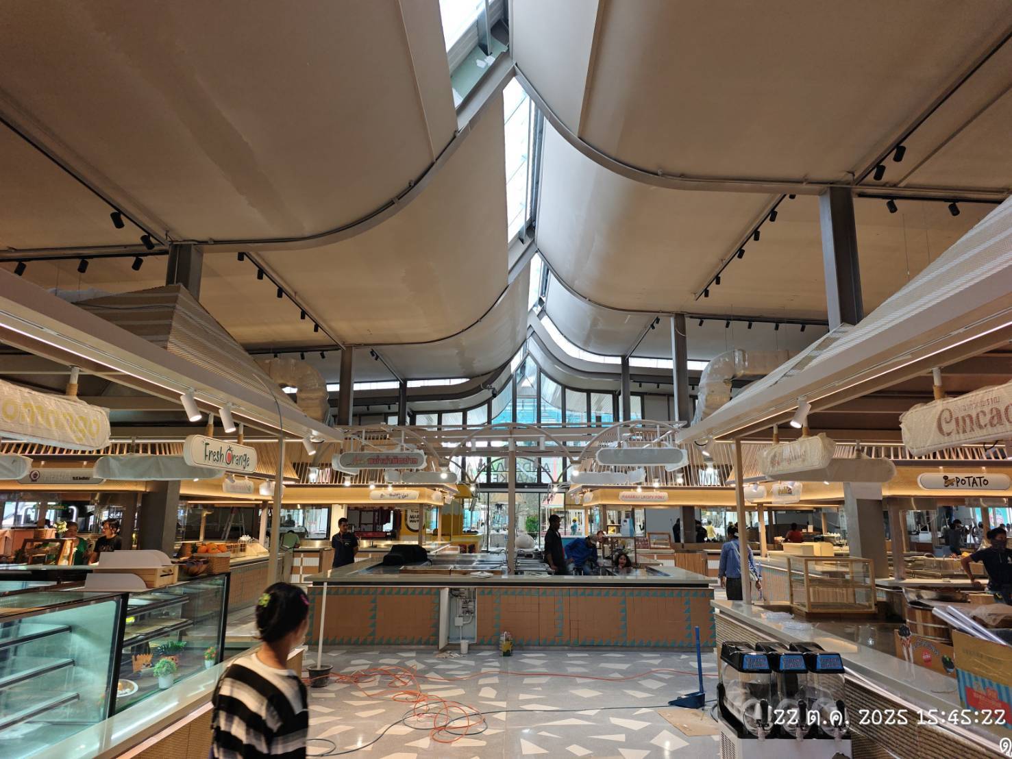 Central Krabi (Food Market & Toilet)