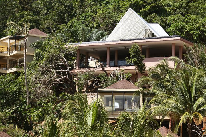 Layan Resort & Spa